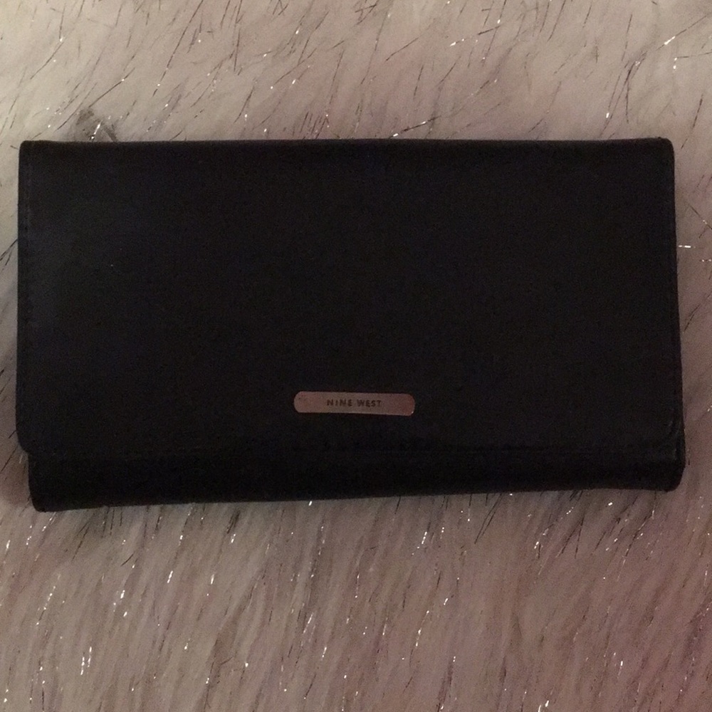 Nine West wallet.